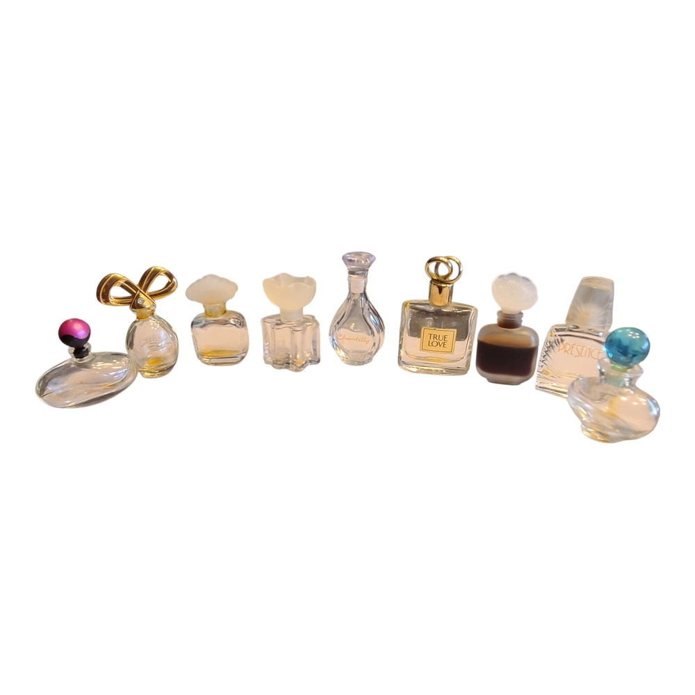 Vintage 9 Perfume Bottle Set - Gold and Clear